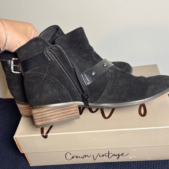 Crown Vintage Black Ankle Boots - Picture 2 of 5